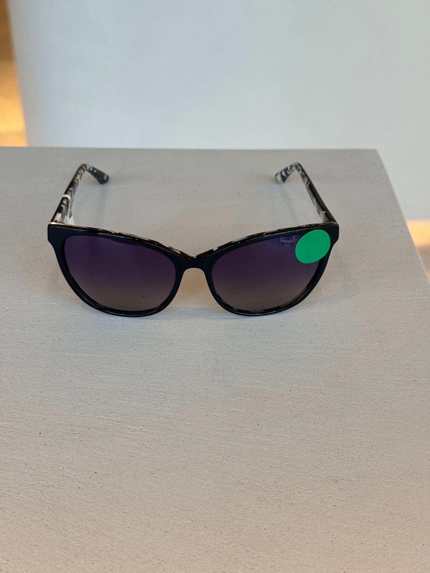 Guy Laroche